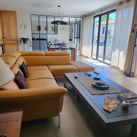 Appartement Standing Bord Sorgue L'Isle-sur-la-Sorgue Exterior photo